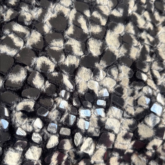 Print Sweater - Picture 5 of 9